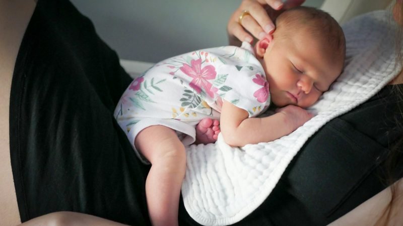 Analyse détaillée des cycles de sommeil de votre bébé : comprendre chaque phase pour mieux l’accompagner