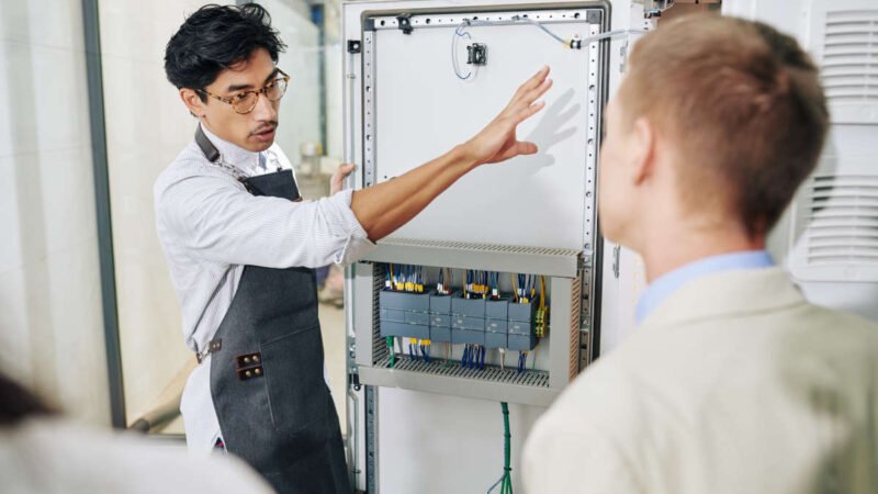 Points clés à vérifier pour choisir un électricien compétent