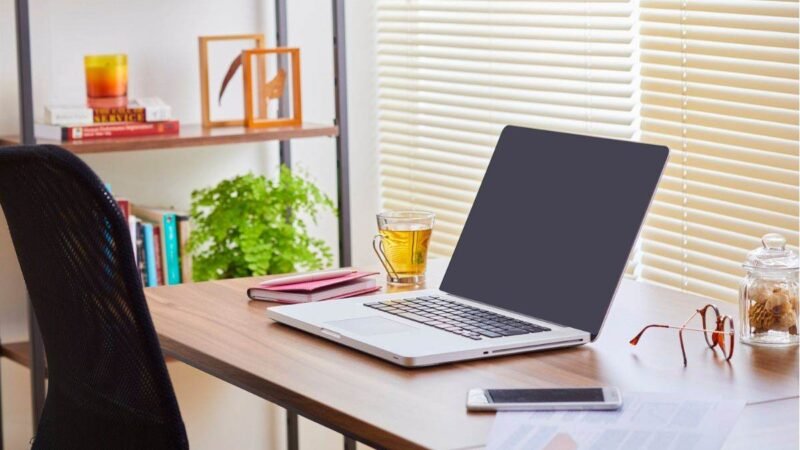 Rideaux et stores sur mesure : pourquoi c’est un vrai plus en décoration