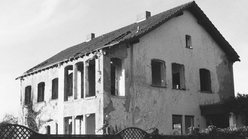 Aménagement d’un bien ancien : concilier le cachet de l’ancien et les normes modernes