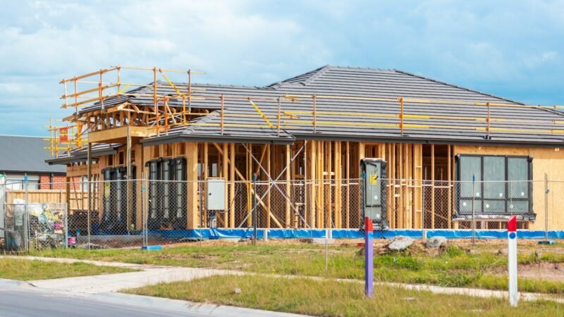 Construire sans permis de construire : ce qui est réellement autorisé