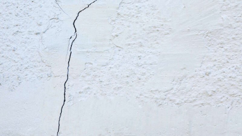 Maison fissurée : comment identifier l’origine avant d’engager des travaux