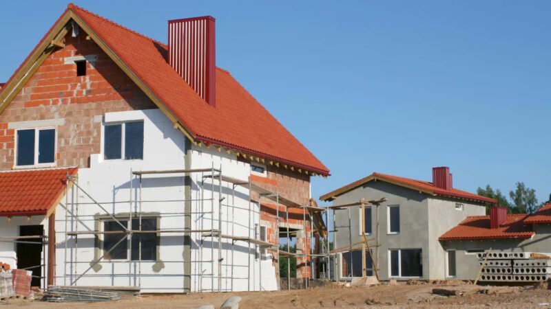 Surélévation de maison : quand le projet devient techniquement risqué