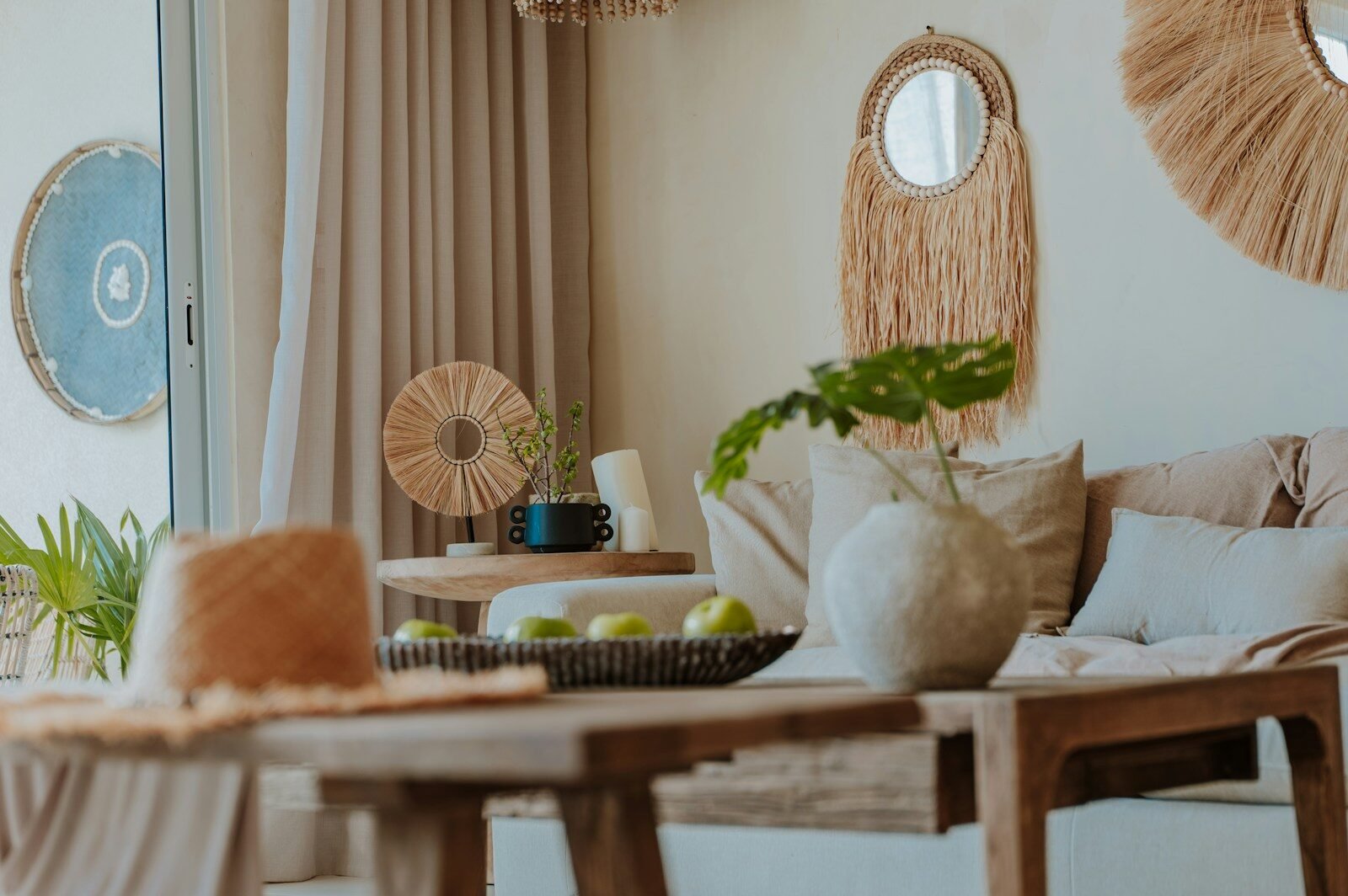 Décorer avec des matériaux naturels pour une ambiance chaleureuse chez soi